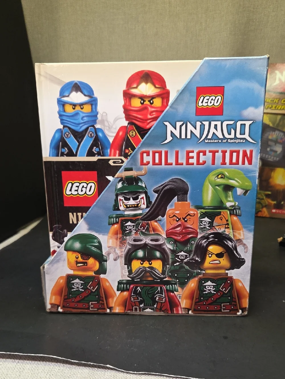 LEGO‎ Ninjago Collection, a 10-book boxed set